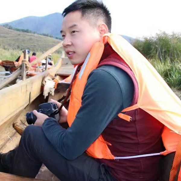 康桑密达的照片