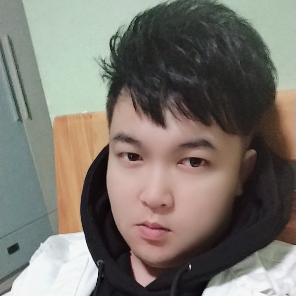 MR.华威的照片