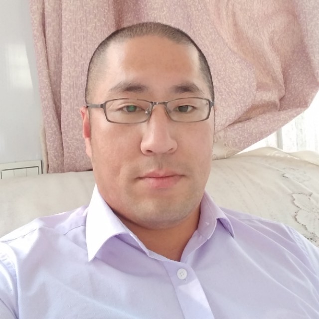 爱撒娇与缥缈的照片