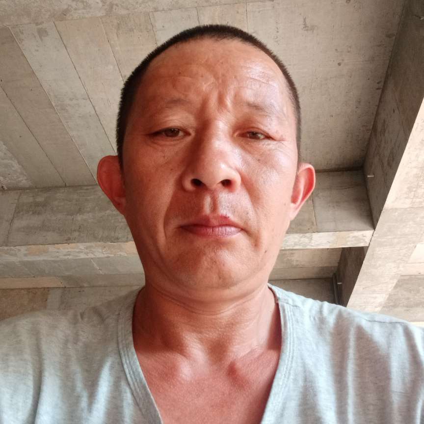 钢铁侠保卫土豪的照片