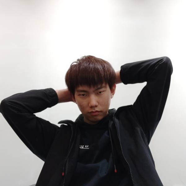不俗♬的照片