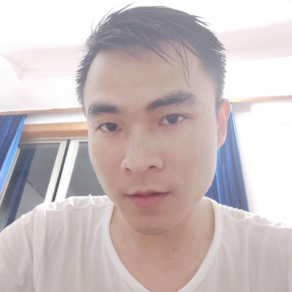 携手与孤独的照片
