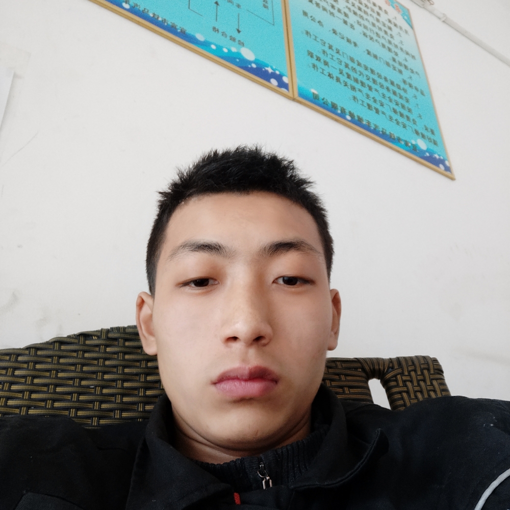 袁伟伟的照片