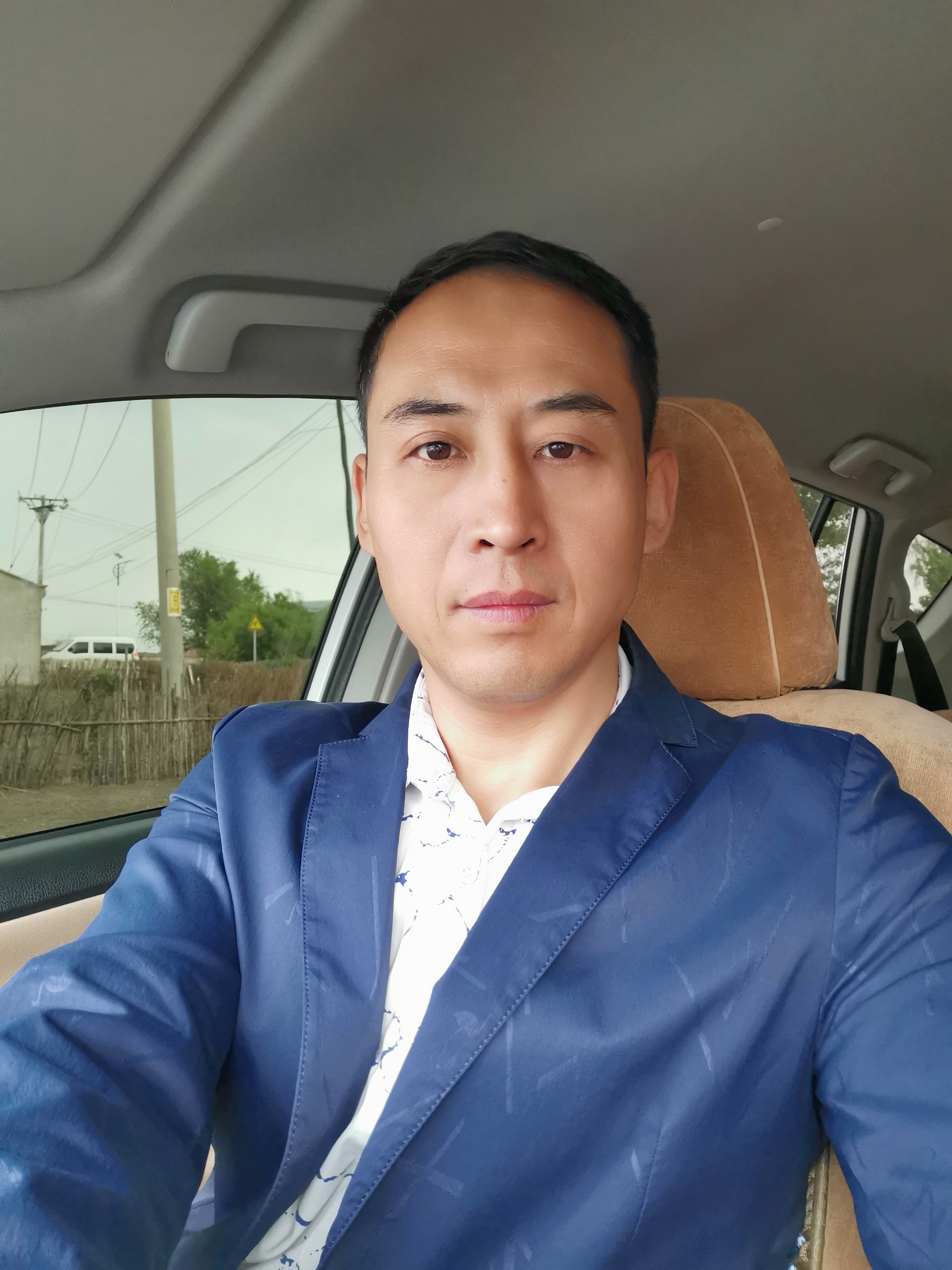 成熟男人王林的照片