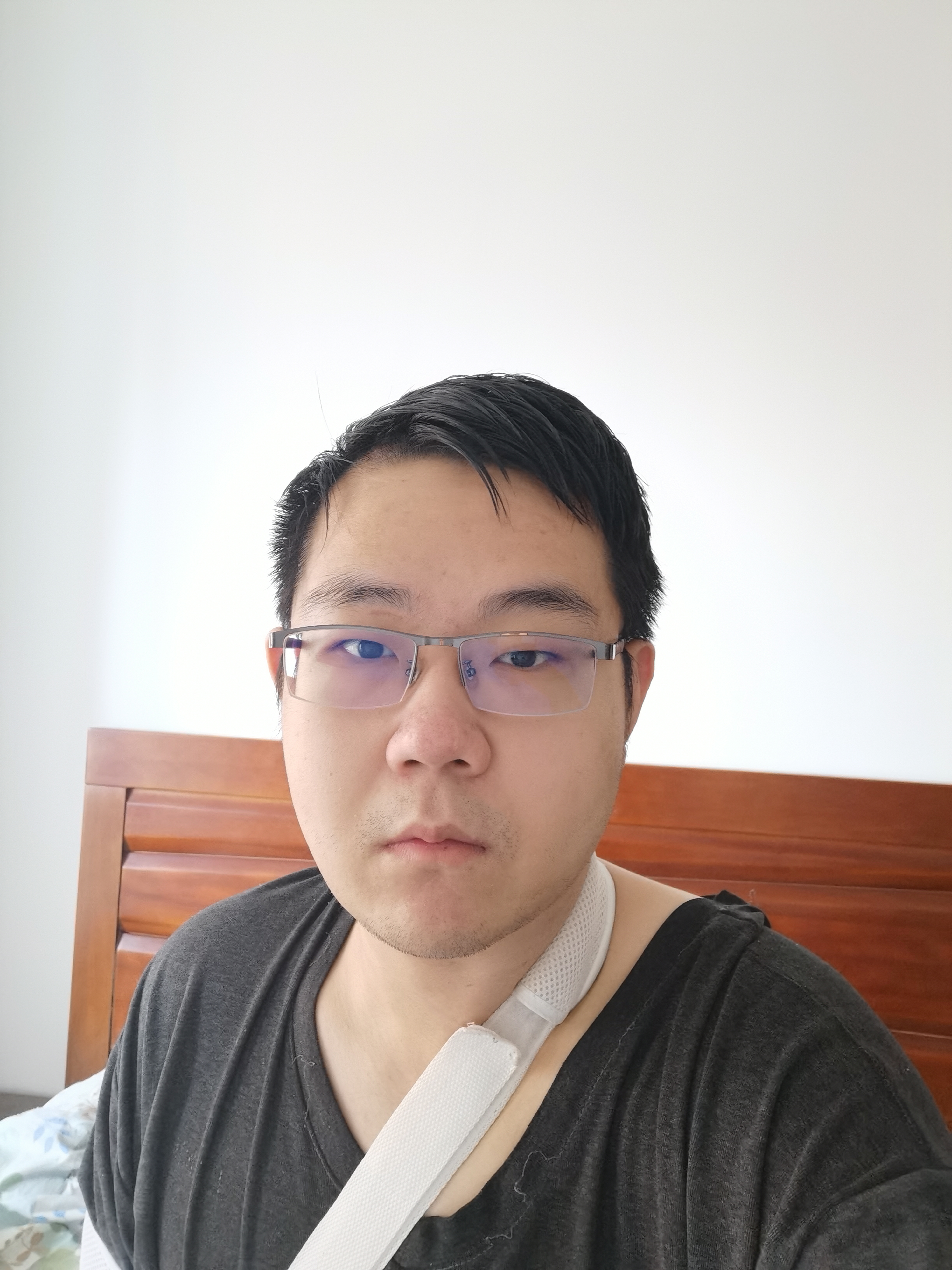 伊人望月的照片